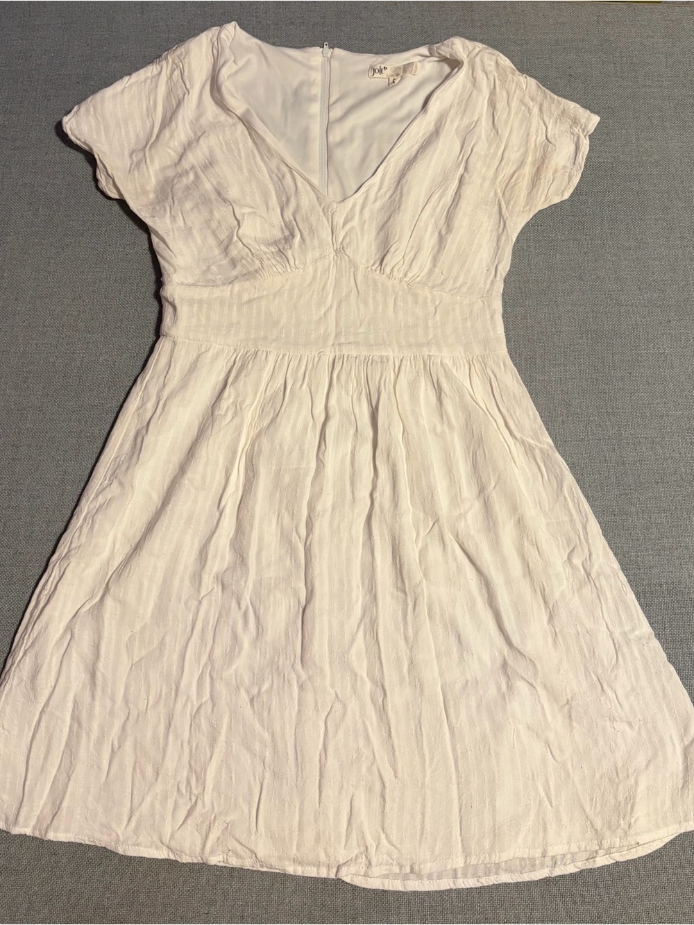 Jolt White V-Neck Short Sleeve Mini Dress